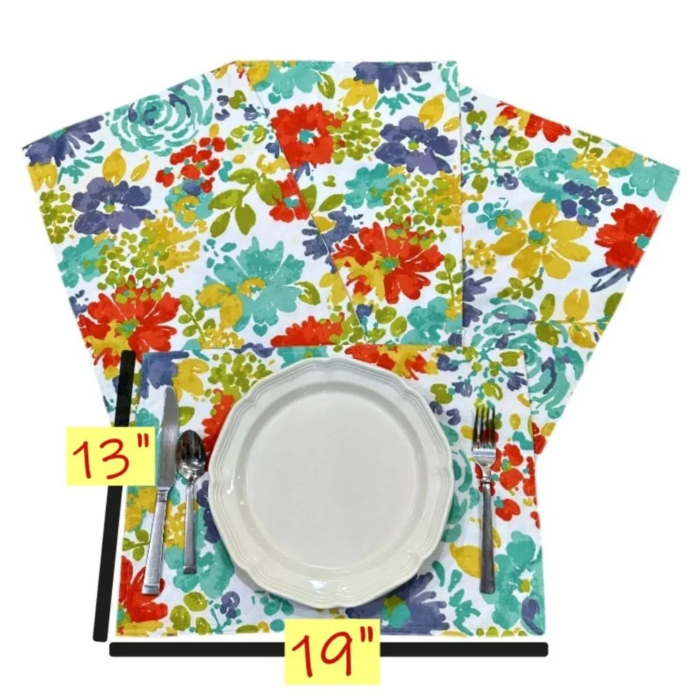 Isaac Mizrahi Red & Yellow Floral Placemats SET of 4 Indoor / Outdoor 19